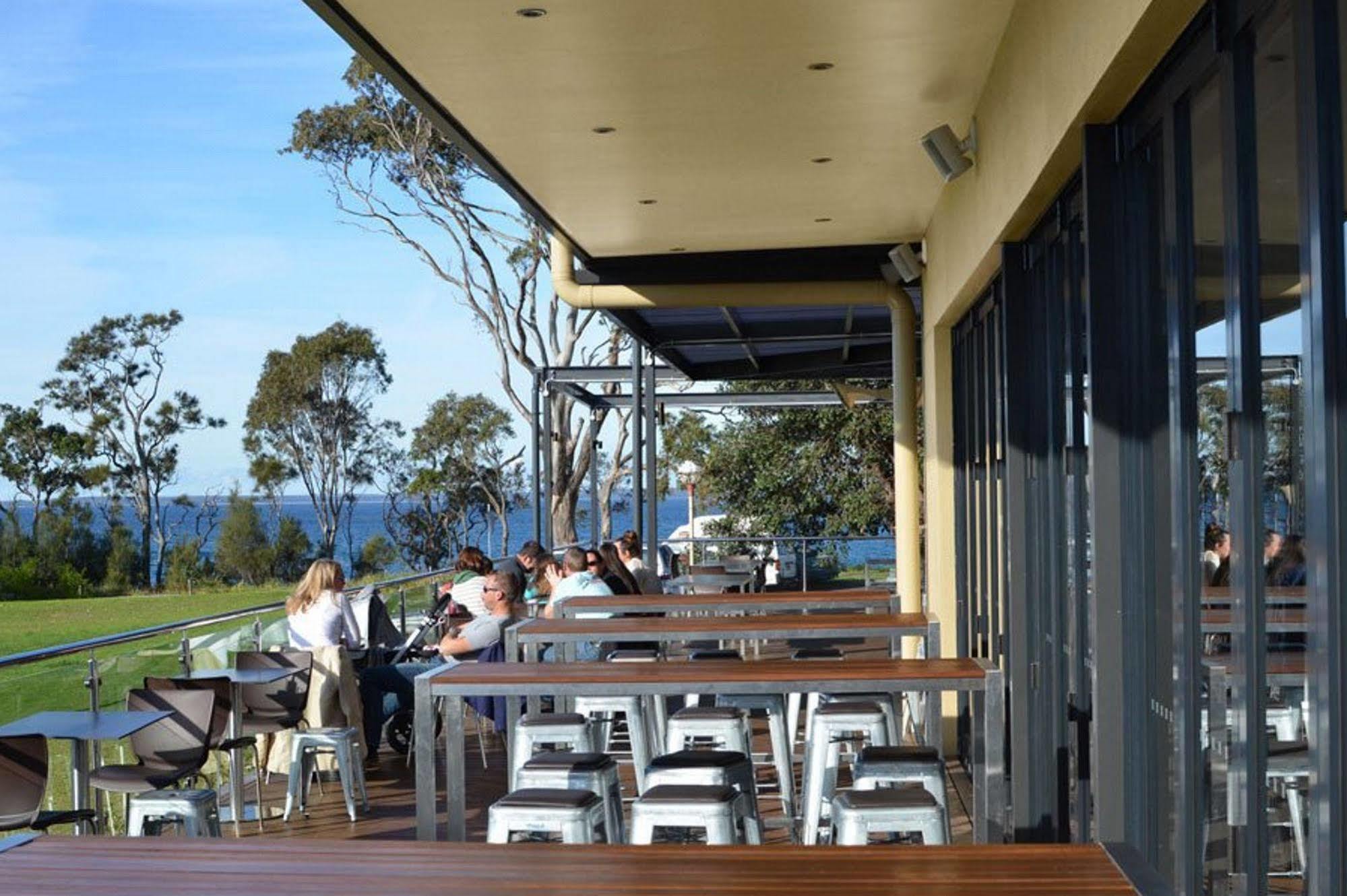 Huskisson Hotel Exterior foto